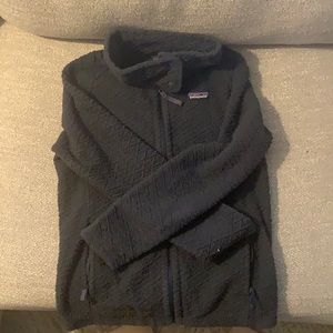 Navy blue Patagonia fleece